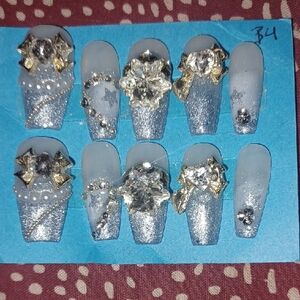 Hand Crafted Silver and Gold Nail Art Set